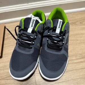 NIB ?Victoria Beckham x Reebok Unisex Zig Kinetica Grey Green Sneaker-M/6;W/7.5 Reebok Unisex Zig Kinetica Victoria Beckham Shoes Grey Green  main image 4
